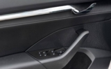 vehicle image #11