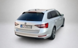 vehicle image #9