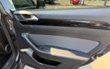 vehicle image #30