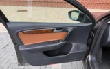 vehicle image #10