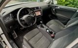 vehicle image #16