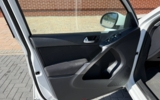 vehicle image #10