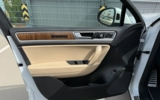 vehicle image #15