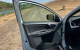 vehicle image #10