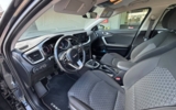 vehicle image #13