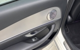 vehicle image #35