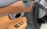 vehicle image #10