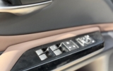 vehicle image #12
