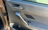 vehicle image #23