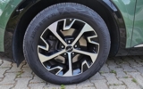 vehicle image #8
