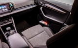 vehicle image #19