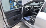 vehicle image #14