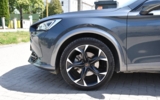 vehicle image #4