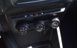 vehicle image #30