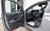 vehicle image #14