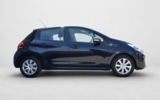 vehicle image #9