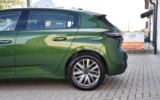 vehicle image #4