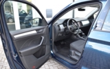vehicle image #14