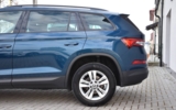 vehicle image #5