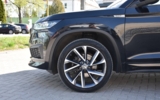 vehicle image #4