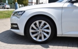 vehicle image #4