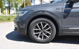 vehicle image #4