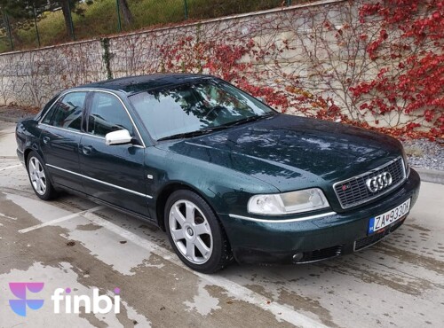 Audi S8 QUATTRO