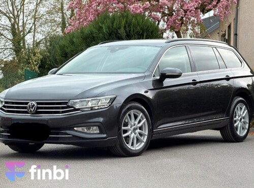 VW Passat Variant 1.5 TSI DSG ACC 2