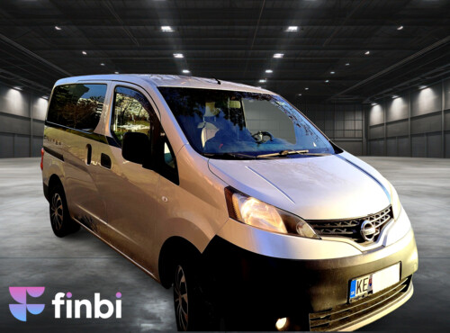 NISSAN NV 200