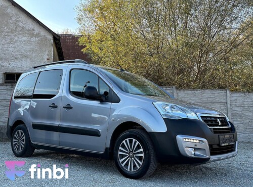 Peugeot Partner Tepee 1.2 Pure tech 81kw benzín Exclusive