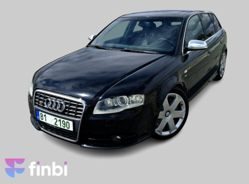 Audi S4 Avant B7 Quattro - Recaro, BOSE, panorama, V8, K&N