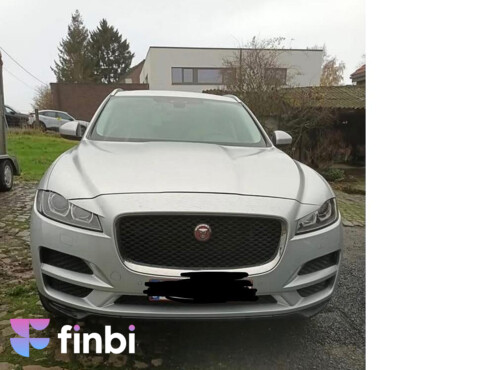 Jaguar F-pace