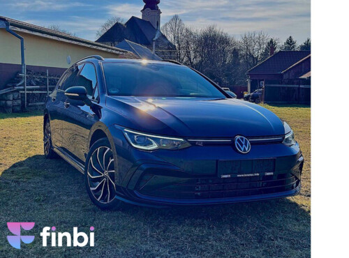 VW Golf kombi R-Line VIII Matrix/Virtual/ Panoráma/DCC/ACC