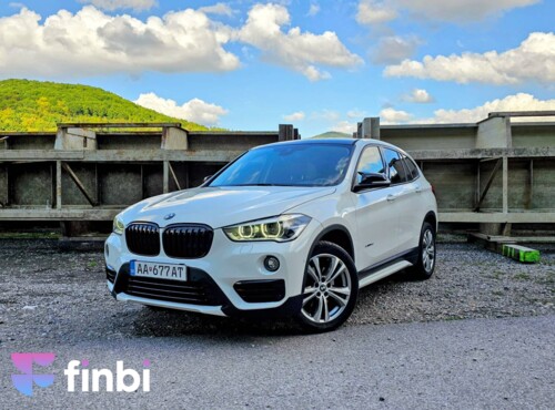 BMW X1 sDrive 18d Sport Line A/T
