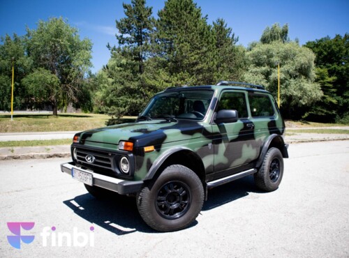 Lada Niva Bronto