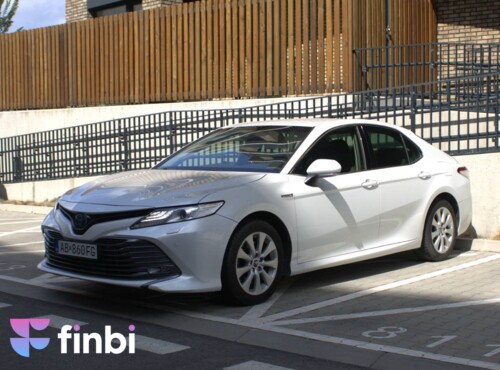 Toyota Camry 2.5 hybrid (ben+hev), 131kw, CVT, Prestige