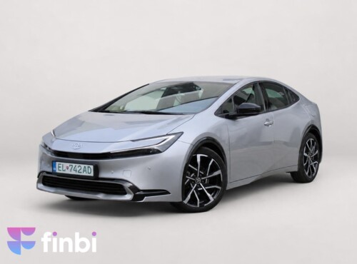 Toyota Prius PHEV